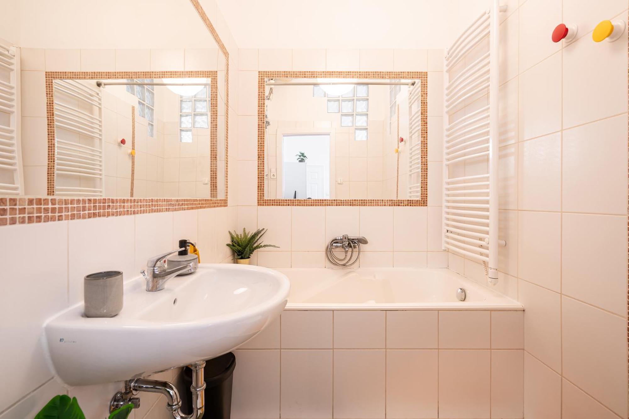 Cosmopolitan Studio - Chic Getaway In A Fancy Neighbourhood Budapeşte Dış mekan fotoğraf