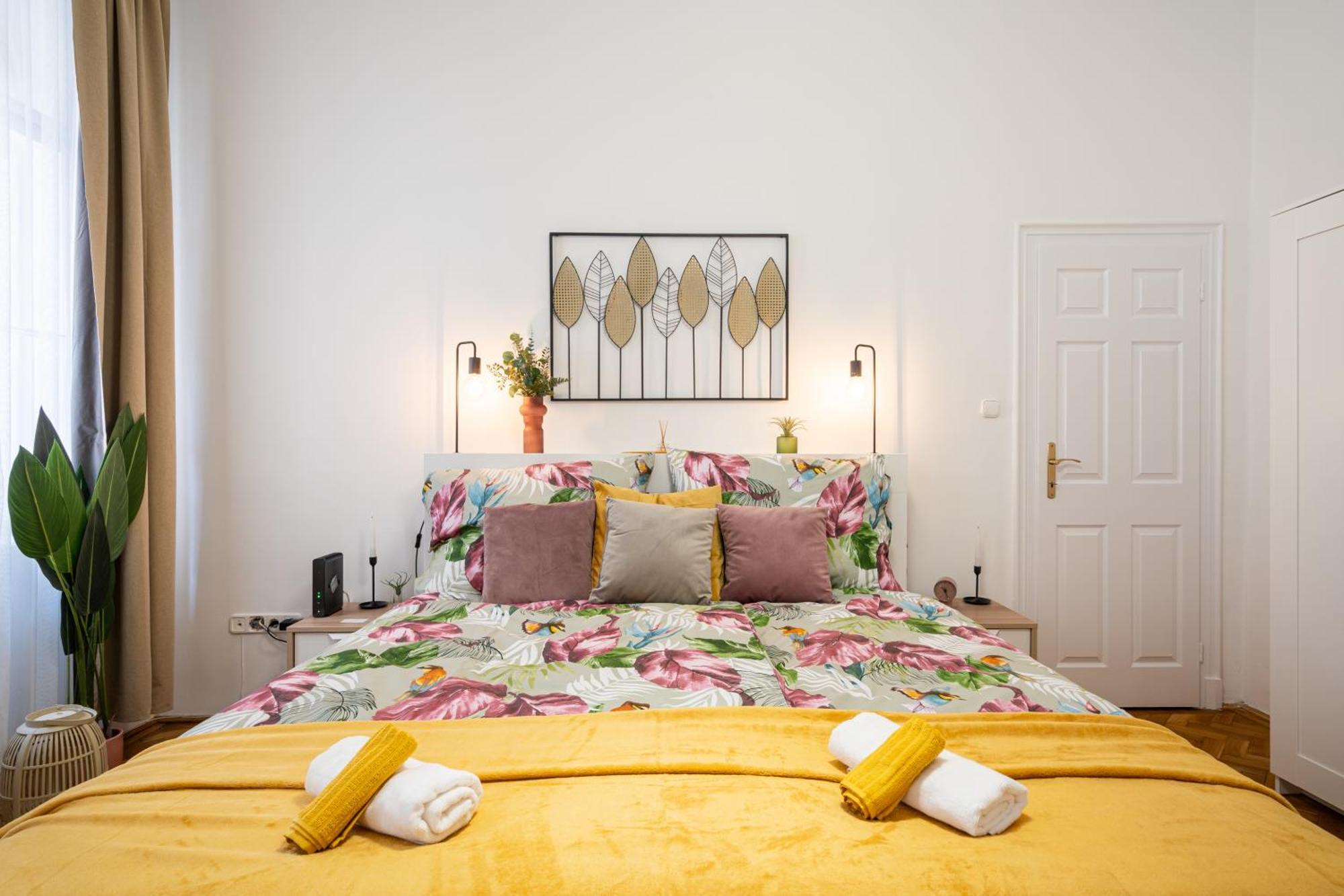 Cosmopolitan Studio - Chic Getaway In A Fancy Neighbourhood Budapeşte Dış mekan fotoğraf