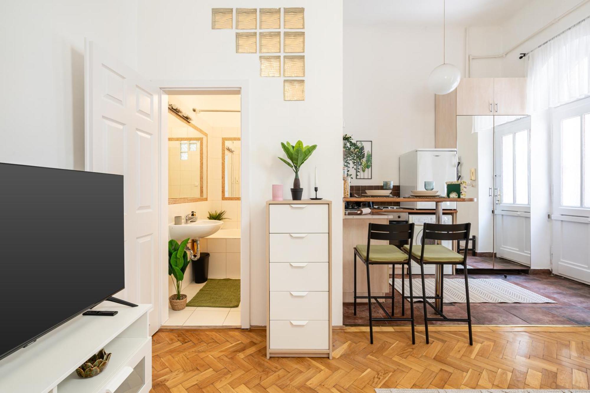 Cosmopolitan Studio - Chic Getaway In A Fancy Neighbourhood Budapeşte Dış mekan fotoğraf